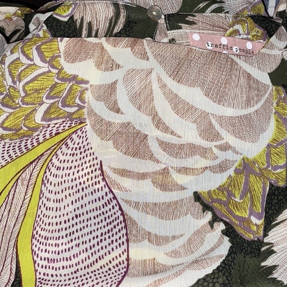 Traffic People semi sheer abstract floral blouse size small - Picture 2 of 9